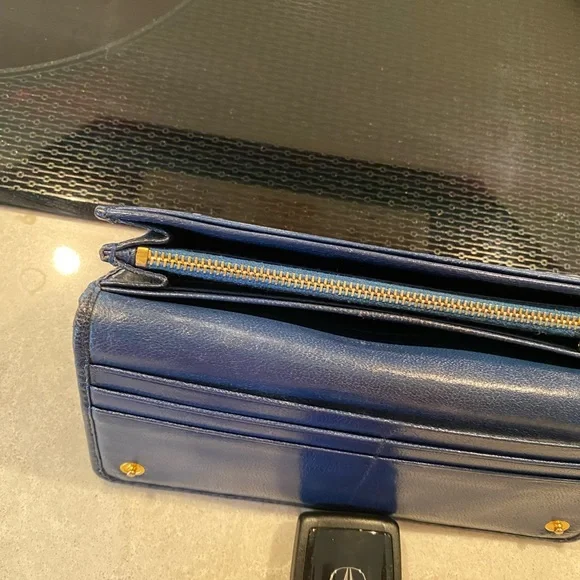 Authentic braided Prada Wallet - Picture 4 of 9